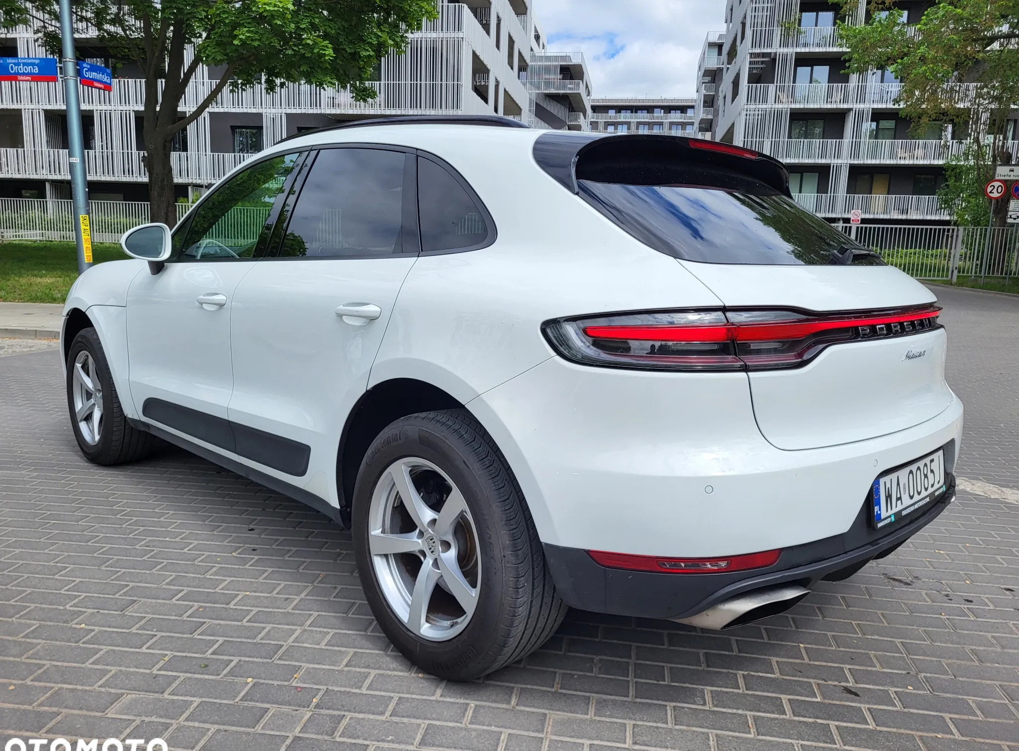 Porsche Macan cena 198900 przebieg: 34403, rok produkcji 2020 z Warszawa małe 704